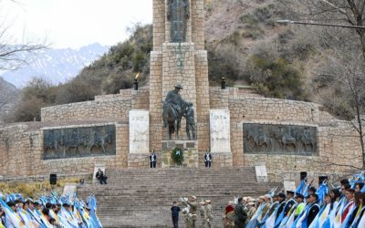 Al pie del monumento,Tunuyán conmemoró un nuevo aniversario del paso a la inmortalidad del Gral. San Martín