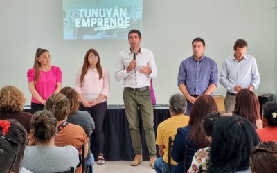 Inspiradores talleres sobre la importancia del emprendimiento en la sociedad actual